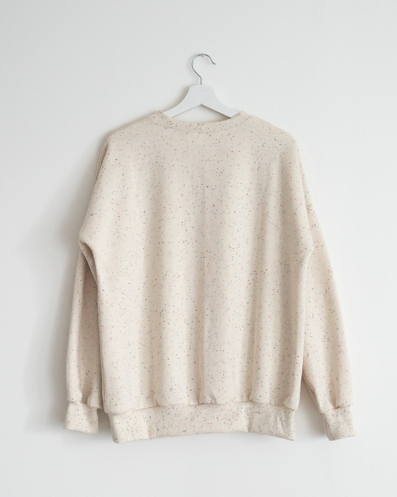 Sweatshirt・confetti・MAMA