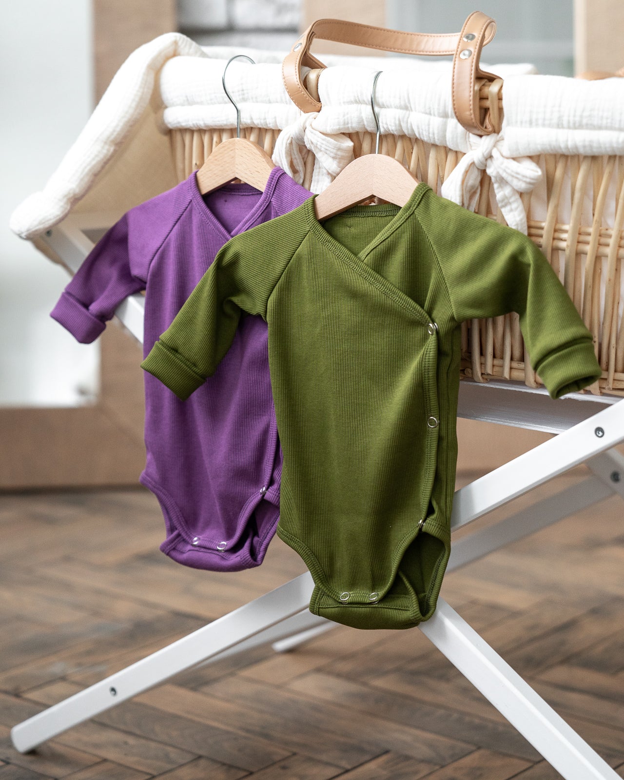 Baby body suit ・wrap adjustable fit・green
