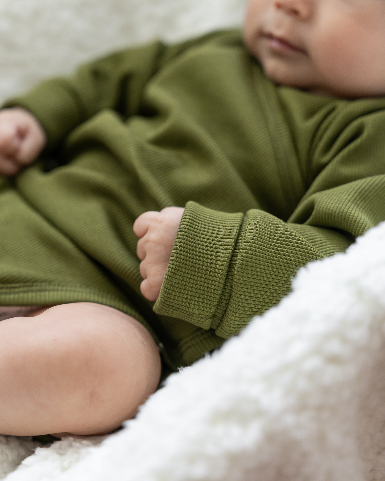 Baby body suit ・wrap adjustable fit・green