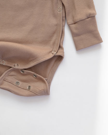 Baby body suit ・wrap adjustable fit・almond 